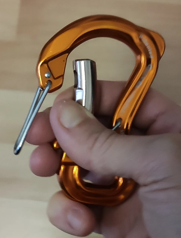 Grivel Clepsydra S - Locking Carabiner 4 Grivel Clepsydra S - Locking Carabiner - Image 2