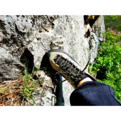 La Sportiva TC Pro - Climbing Shoes 22 La Sportiva TC Pro - Climbing Shoes -Edelrid Sales 2025 la sportiva tc pro climbing shoes 1857e12bb362b884bfe7e15755660713 1