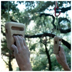 YY Vertical Rocky - Training Board -Edelrid Sales 2025 yy vertical rocky training board detail 3